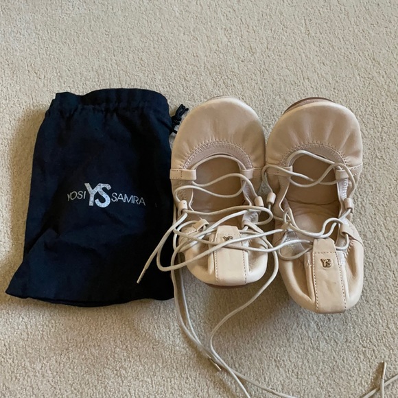 Super cute Yosi Samra flats in nude